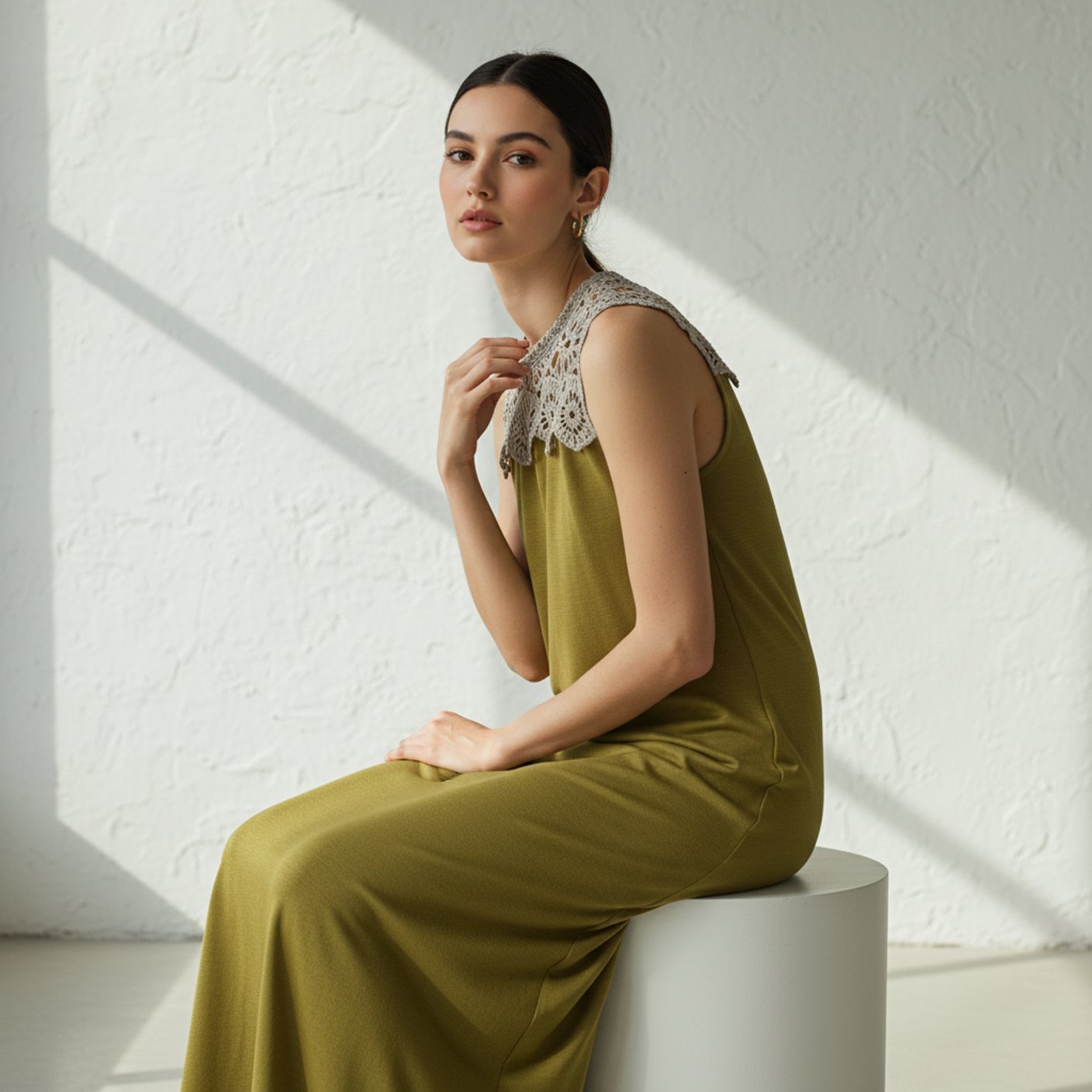Sleeveless Long Dress with Crochet