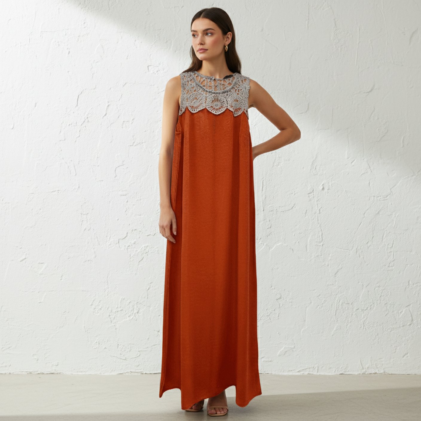 Sleeveless Long Dress with Crochet